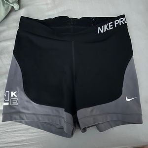 NIKE PROS